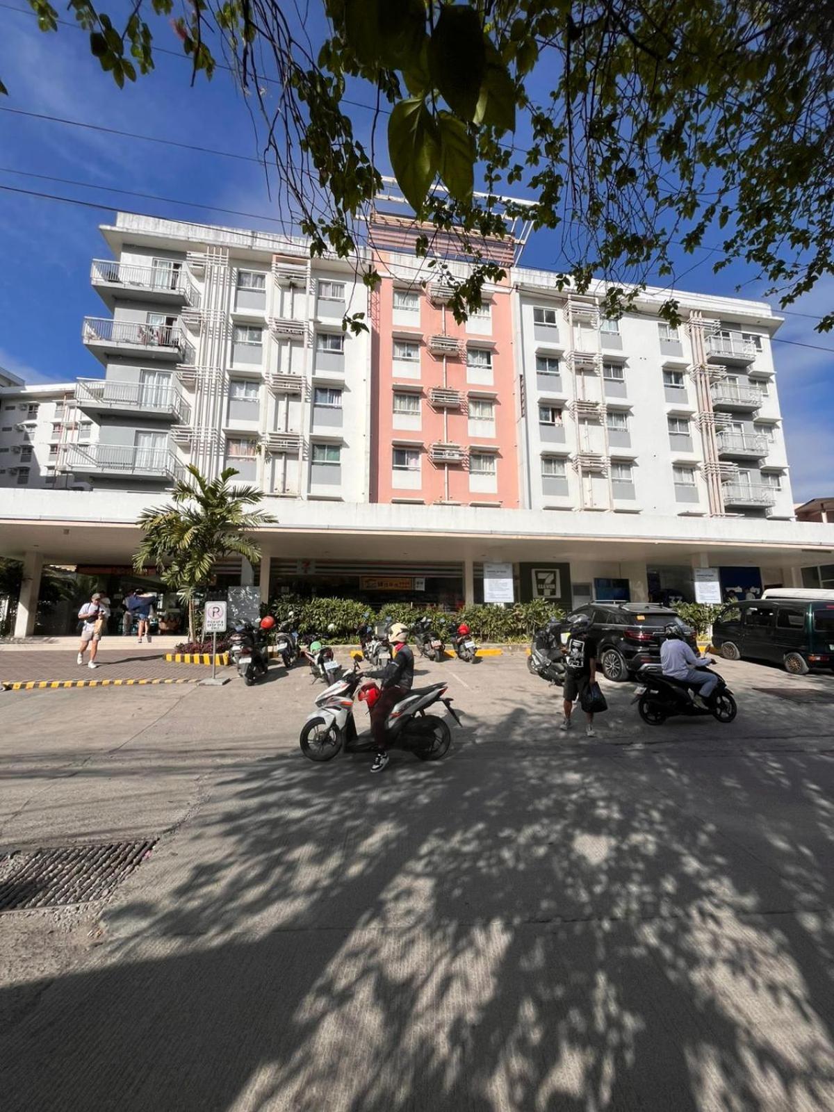 Summum Bonum Bliss - Lahug Aparthotel Cebu Luaran gambar